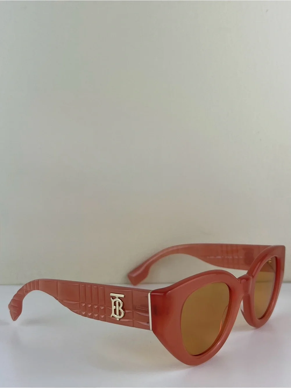 BURBERRY ORANGE ROUND SUNGLASSES - Picture 9 of 13